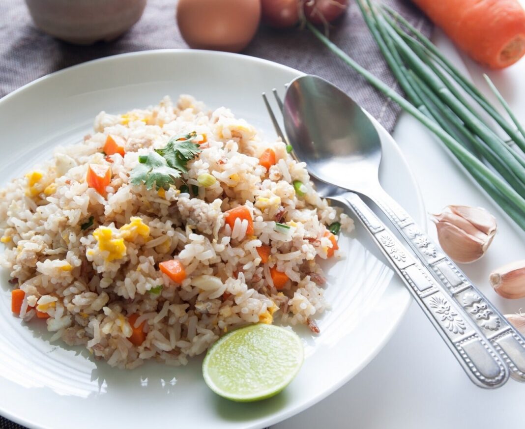 Best Simple 5 minutes Easy Fried Rice Recipe