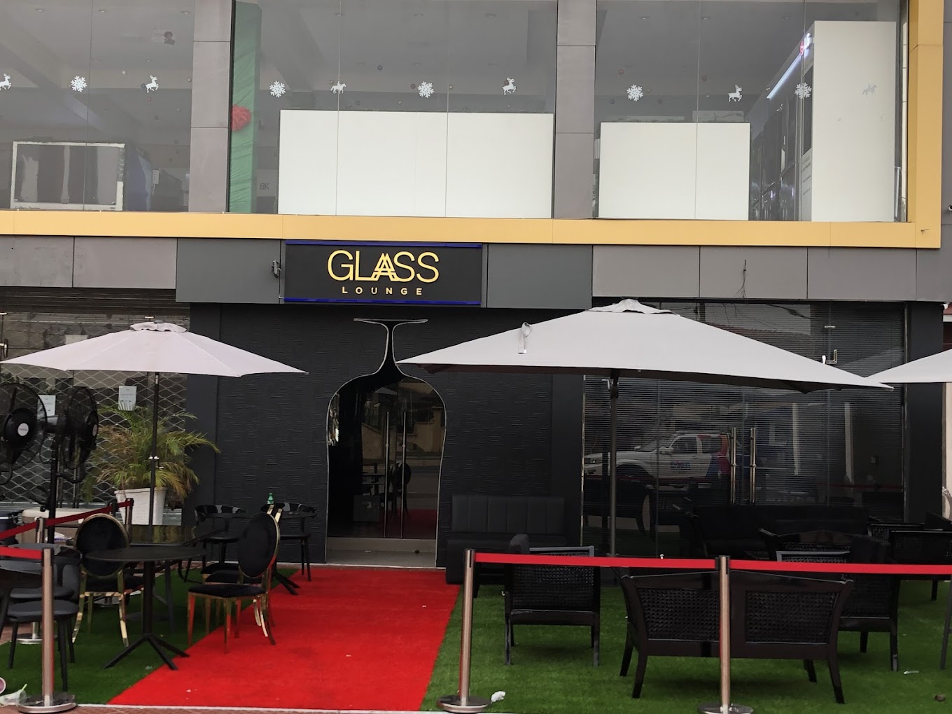 Glass Lounge East Legon, Accra (Menu, Bar & Location) 1