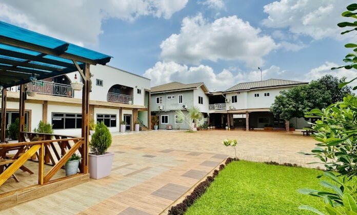 Dafika Lodge Location & Contact | Hotels in Ghana