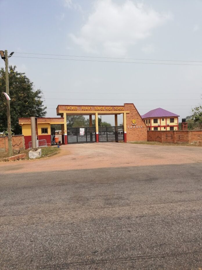 Sacred Heart Senior High School Fees & Location | Best