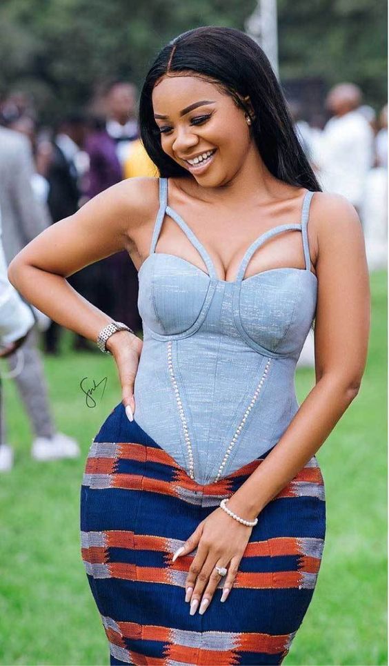 10 Stunning Fashion Looks From Serwaa Amihere 49