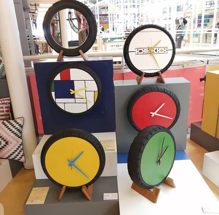 Nigerian Female artist Alice Obodom turns used car tyres into stylish things - See Beautiful Photos 3