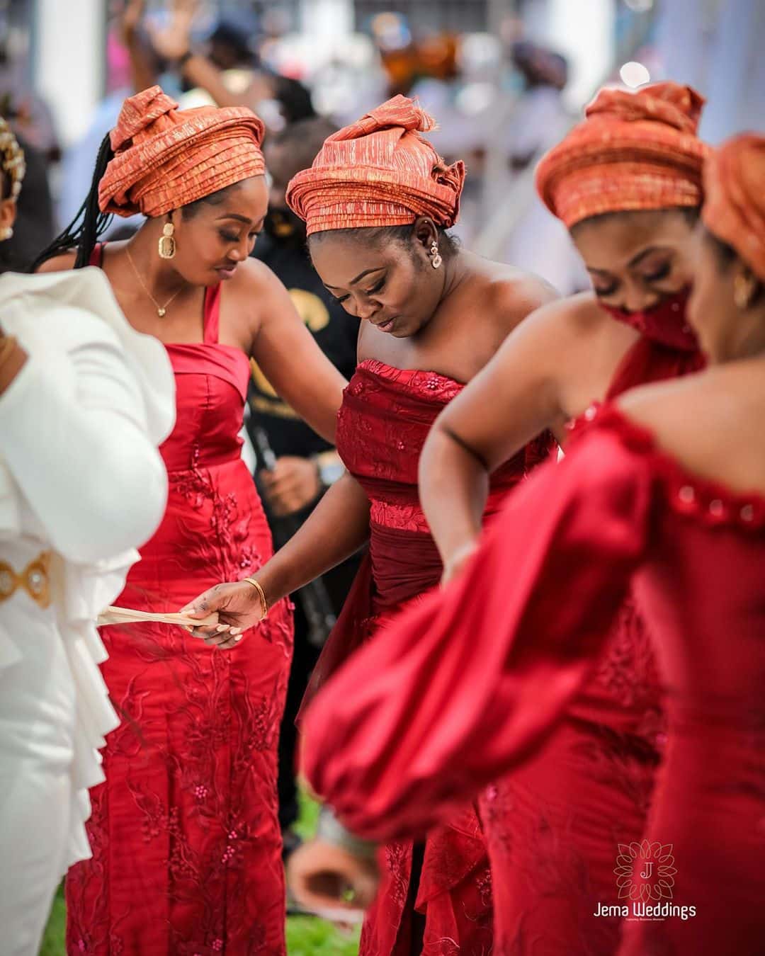 See Beautiful Photos From Joe Mettle and Selassie Dzisa's Traditional Wedding | Fashion 31
