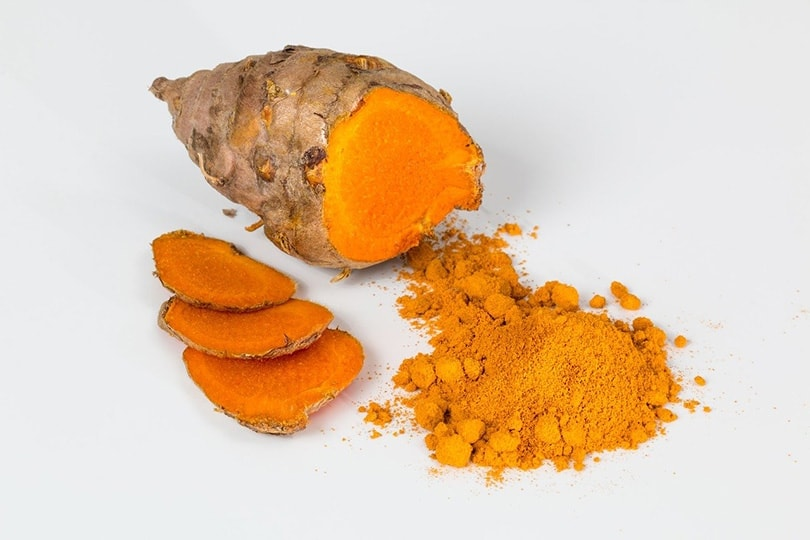 15 Best Fruits and Herbs For Healthy Clear Skin 28